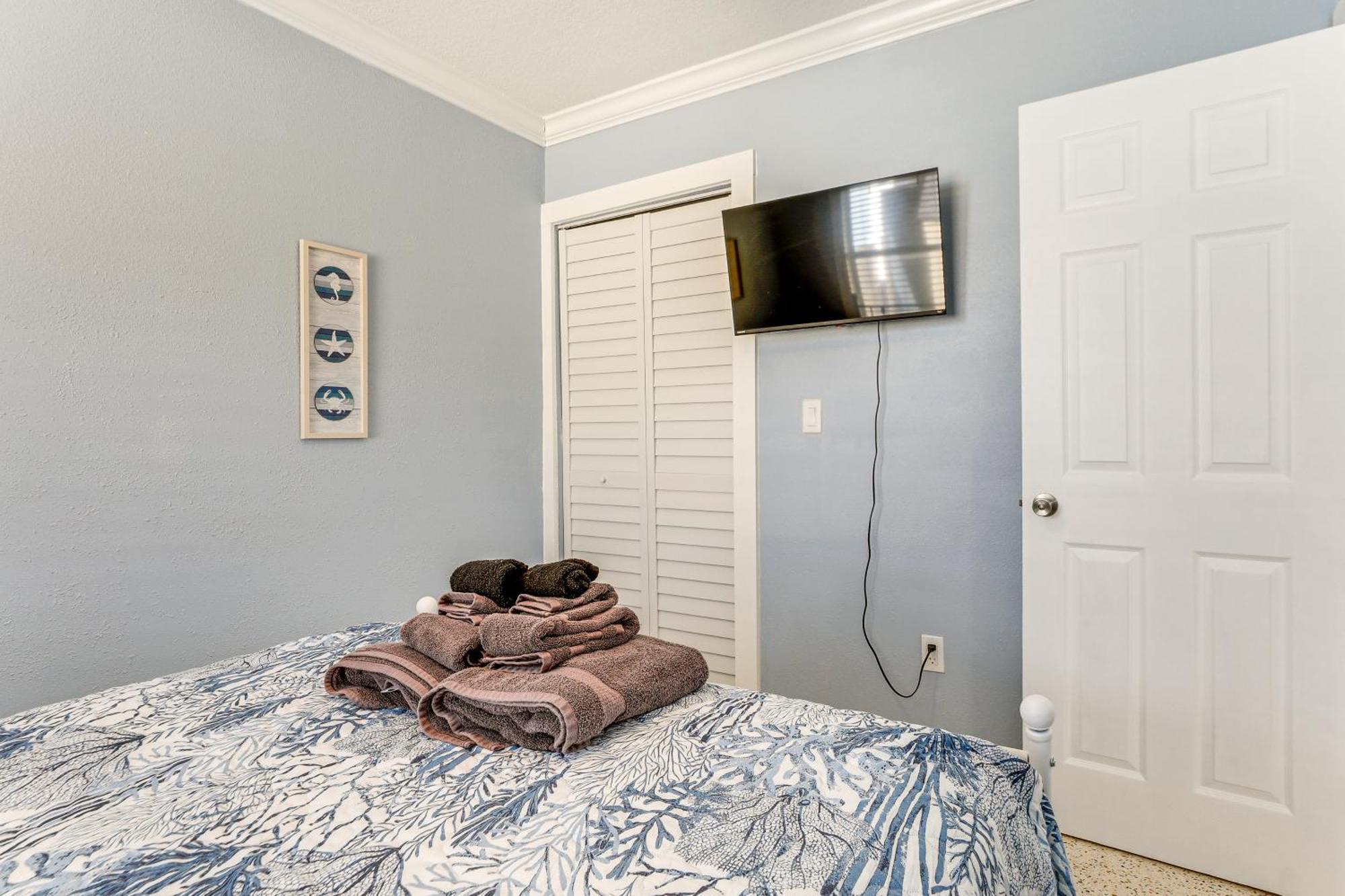 Indian Rocks Beach Duplex, Close To Beaches! شاطئ كليرووتر المظهر الخارجي الصورة